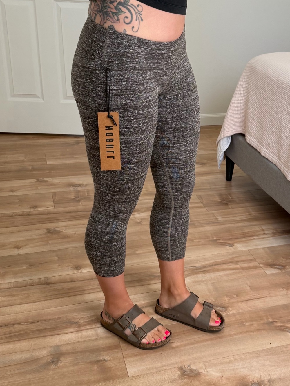 NWT NOBULL Crop Leggings Cafe Heather Gray Training Tights Size M